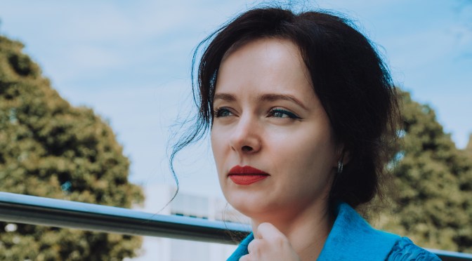 4 Healing Properties of a Good Book